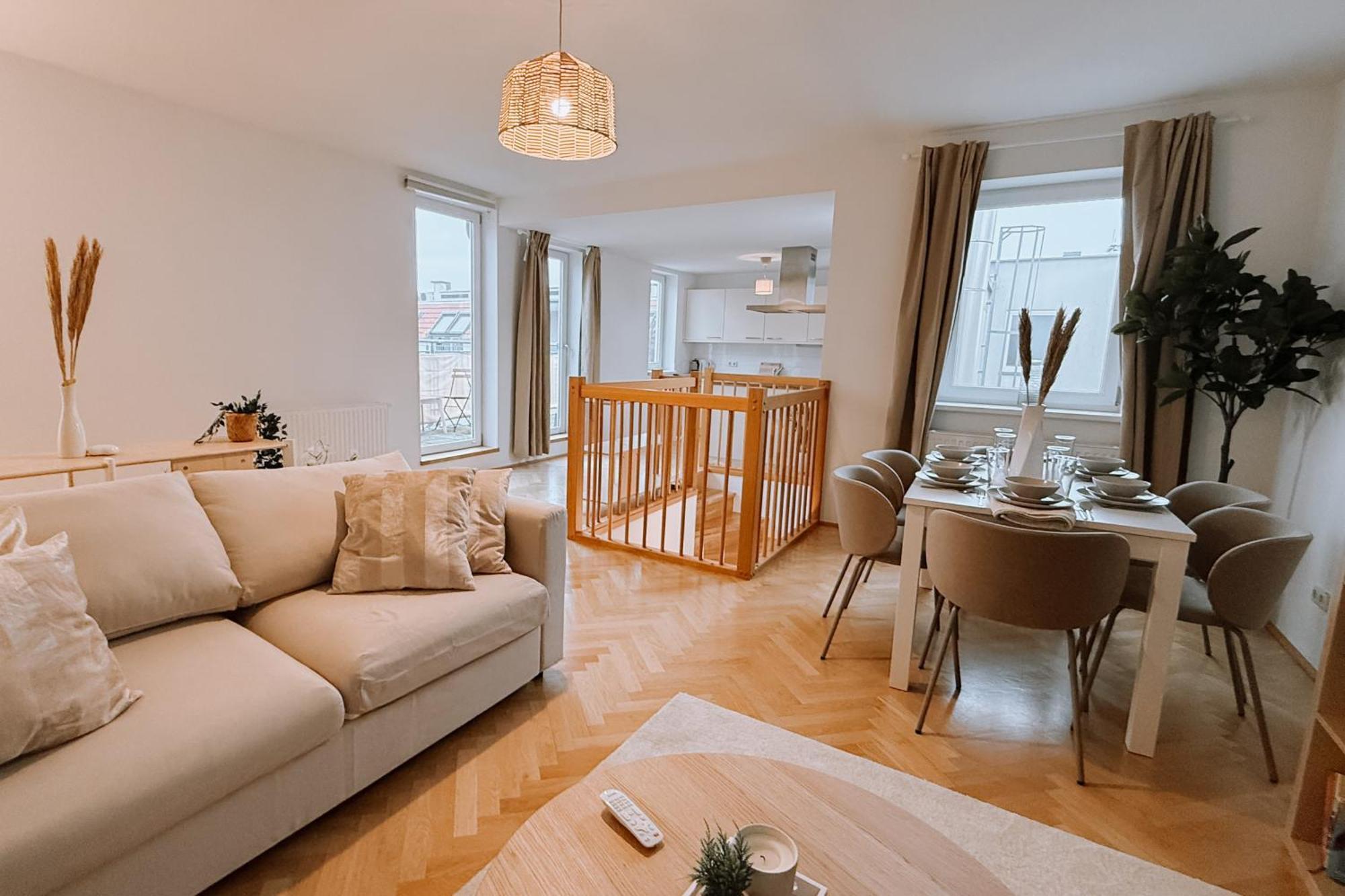 90qm, 3 Bedrooms, Near Schoenbrunn, Balcony - Axara Housing * Wenen
