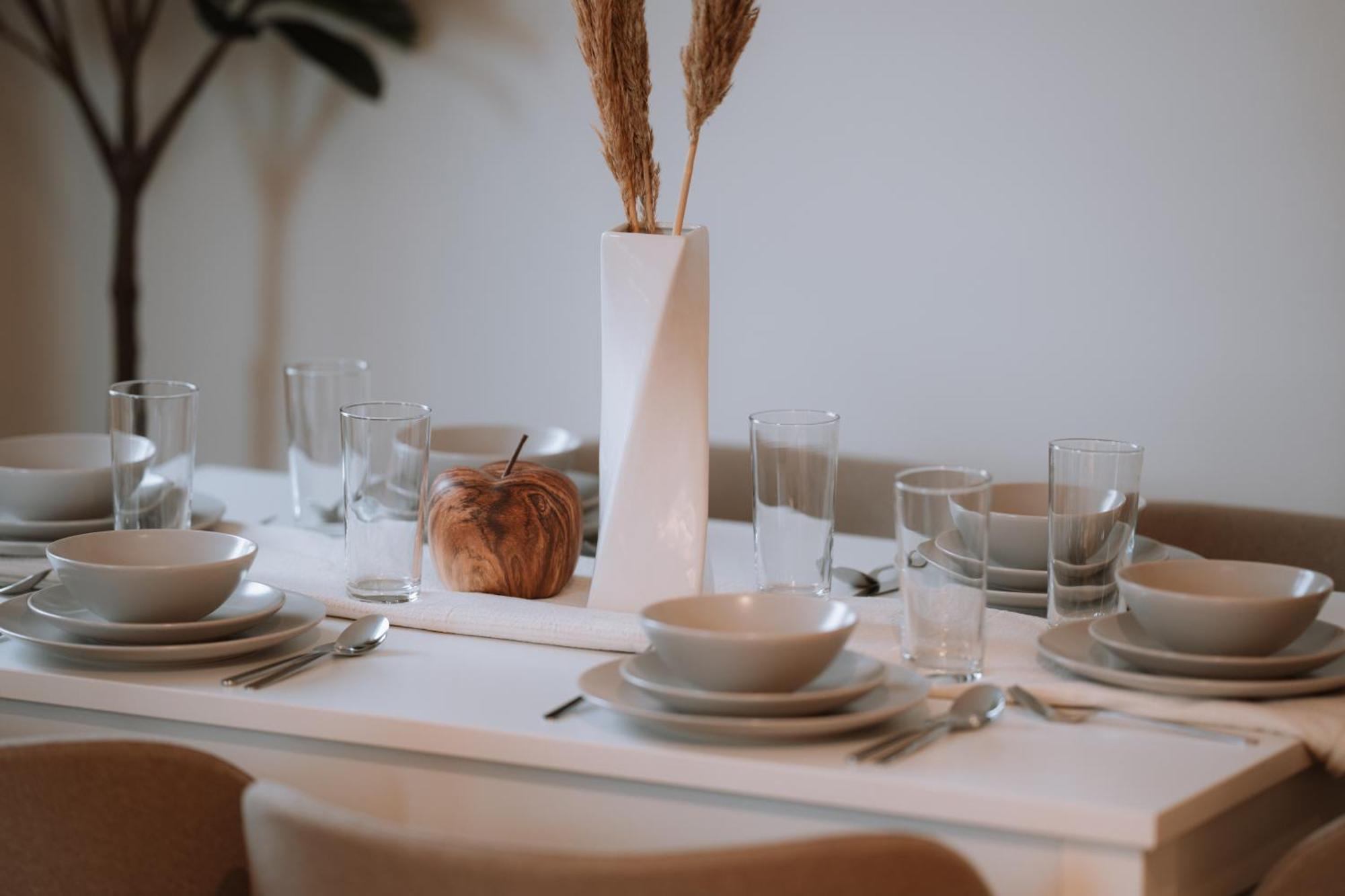 Apartamento 90qm, 3 Bedrooms, Near Schoenbrunn, Balcony - Axara Housing Viena